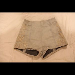 Urban Outfitters Shorts Size 0